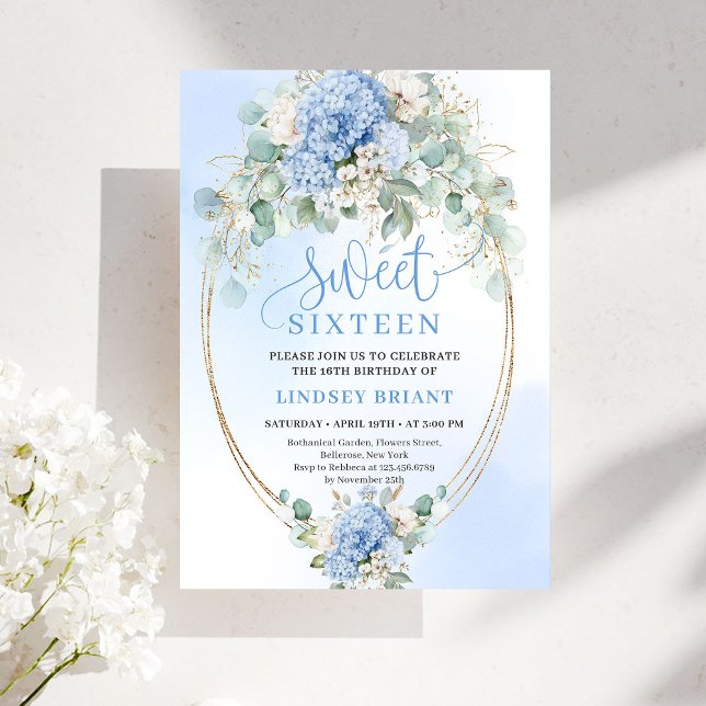 Trendy Blue Hydrangea Gold Sweet Sixteen Party  Einladung (Trendy Blue Hydrangea Gold Sweet Sixteen Party Invite)
