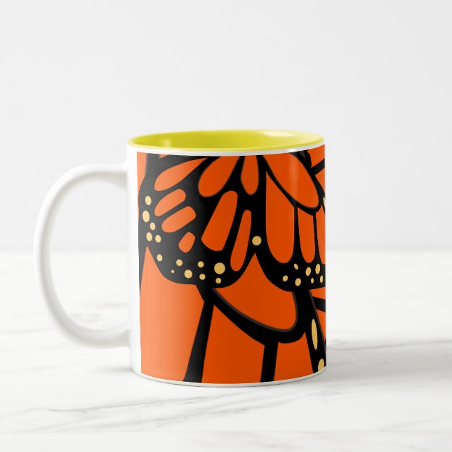 Trendy Butterfly Wings Dream Orange Yellow Zweifarbige Tasse (Links)