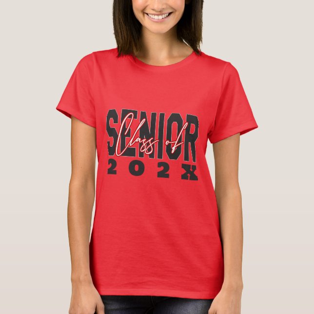 Trendy Class of 2025 Senior School Logo Red T-Shirt (Vorderseite)