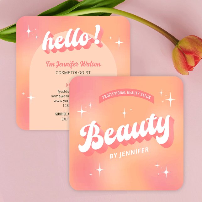 Trendy Cosmetologin Lashes Retro Girly Beauty Quadratische Visitenkarte (Trendy retro beauty salon business cards featuring groovy fonts and girly peach color scheme)