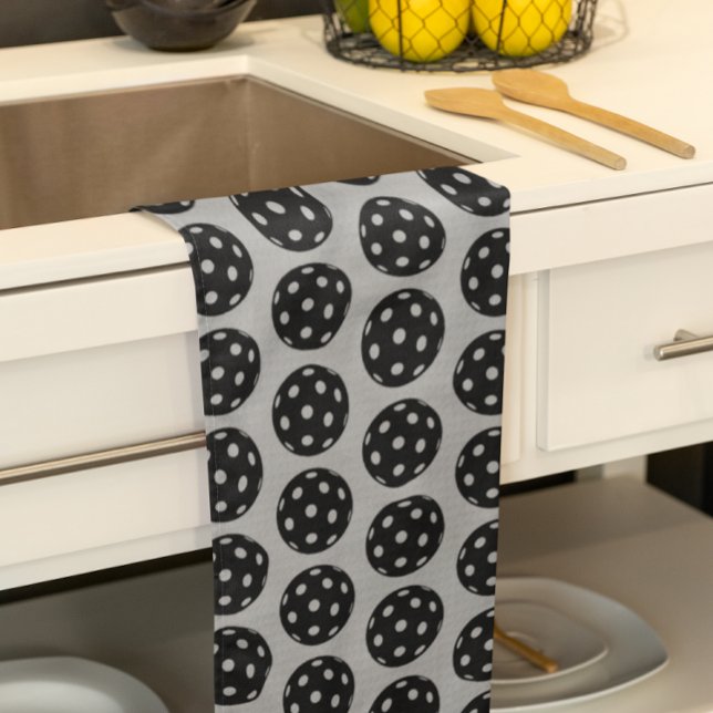 Trendy Funny Pickleball Black and Gray Geschirrtuch (Grey and black pickleball towel, for the court or for the kitchen!)