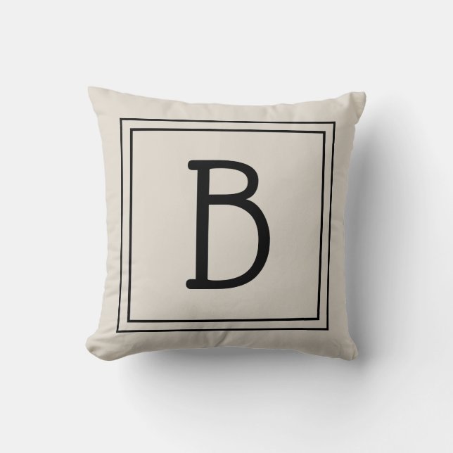 Trendy Gerahmt Monogram Light Tan & Black Initial Kissen (Vorderseite)