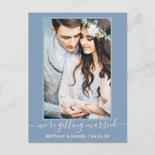 Trendy Getting Married Dusty Blue Save the Date Postkarte (Vorderseite)
