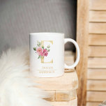 Trendy Gold Watercolor Blume Letter E | Monogramm Kaffeetasse<br><div class="desc">Trendy Gold Watercolor Blume Letter E | Monogramm</div>