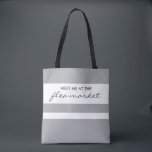 Trendy Gray and White Strip Tasche<br><div class="desc">Klassisches grau-weißes Streifendesign mit der Meldung: Treffen Sie mich auf dem Flohmarkt.  Text kann angepasst werden.</div>