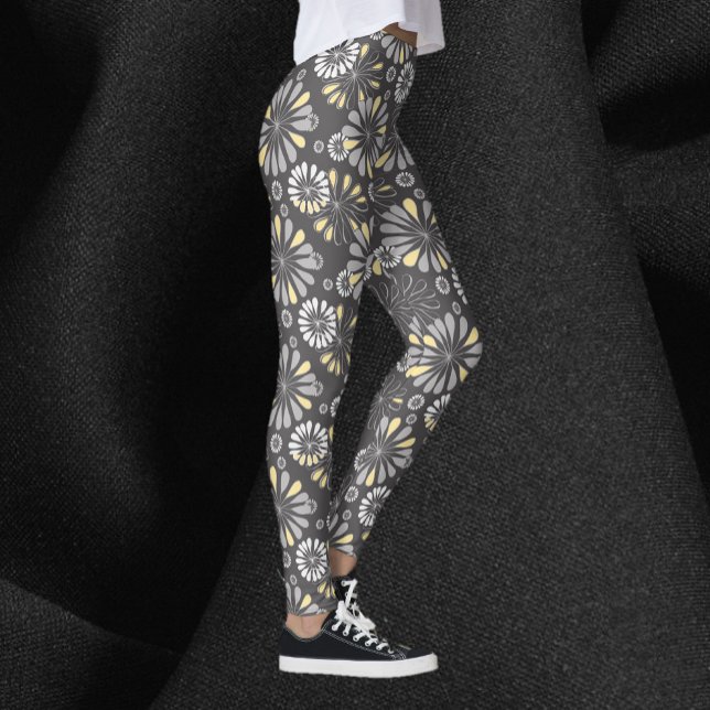 Trendy Gray and Yellow Floral Leggings (Von Creator hochgeladen)