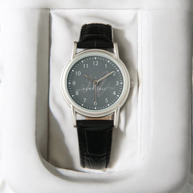 Trendy Gray Stylish Monogram Initial and Name Armbanduhr (Von Creator hochgeladen)