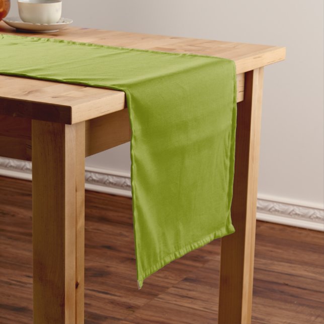 Trendy Green Kurzer Tischläufer (Beispiel)