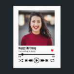 Trendy Individuelle Name Happy Birthday Foto Postkarte<br><div class="desc">Dieses personalisierte Song-Playlist Geburtstagsdesign kann mit Ihrer eigenen Nachricht an Ihren Ehemann, Ihre Ehefrau, Freund, Freundin, Mutter, Vater, Bruder, Schwester, Familie oder Freunde angepasst werden. Dazu können Sie das Wort "Geburtstag glücklich" durch Ihr eigenes kurzes, individuelles Wort/Zitat ersetzen. Der Name kann auch auf Ihren eigenen individuelle Name geändert werden. Sie...</div>