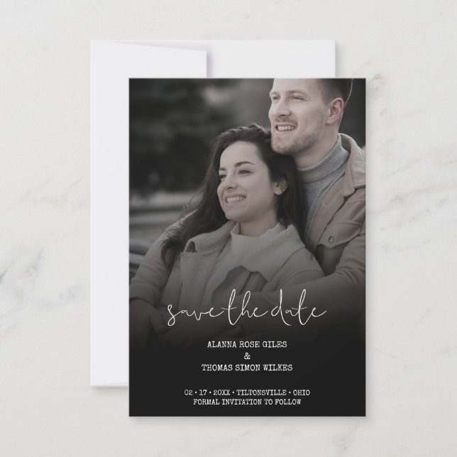 Trendy Minimalistisch Calligraphy Foto Wedding Cou Save The Date (Vorderseite)