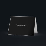 Trendy Minimalistisch Modern Black Script Name Dankeskarte<br><div class="desc">Ein schlichtes, stylisches individuelle Name Typografie-Design in einem lässigen Skript-Schriftart in einfarbigen monochromen Schwarz-Weiß. Das perfekte Objekt für den Minimalisten. Ein auf Trend maßgeschneidertes Geschenk oder Accessoire für jeden Anlass. Debra Valencia, eine visionäre Oberflächenmuster-Künstlerin, Produktdesignerin und Unternehmerin mit Leidenschaft für Weltreisen, Handwerkstraditionen, Pop-Kunst und Mode-Trend, hat ihren eigenen Stil in...</div>