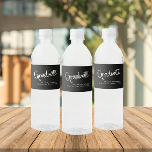 Trendy Modern Script Black & White Abschluss Wasserflaschenetikett