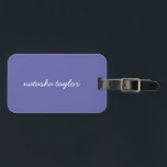 Trendy Modern Very Peri Lila Script Monogram Gepäckanhänger<br><div class="desc">Mit diesem modernen,  sehr Lila Script Monogram Name Luggage Tag bereiten Sie sich auf Ihren nächsten Urlaub oder Ihre Geschäftsreise vor. Kann mit Ihrem Wunschnamen auf der Vorderseite und Ihren Kontaktdaten auf der Rückseite angepasst werden.</div>