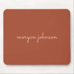 Trendy Monogram | Burnt Orange   Blindskriptname Mousepad<br><div class="desc">Ein stilvolles,  individuelles Monogramm in lässigem handgeschriebenem Schriftart in trendiger Orange und Rose.</div>