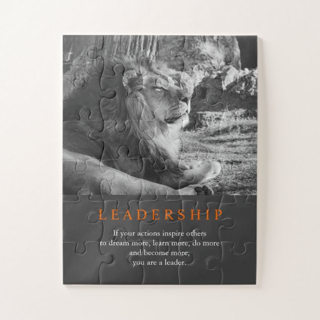 Trendy Motivierend Leadership Lion Black & White Puzzle (Vertikal)