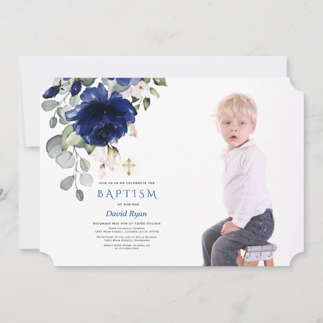 Trendy Navy Blue Floral Boy Foto Gold Taufe Einladung (Vorderseite)
