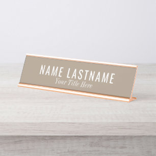 Trendy Neutral Tan Beige Gray White Schriftartes Schreibtischnamensplakette