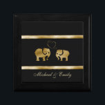 Trendy, niedlich, schwarz/goldner Elefant in Liebe Schmuckschachtel<br><div class="desc">Trendy niedlicher schwarz/goldener Elefant im Design der Liebe. Eine raffinierte und künstlerische Farbkomposition. Ein modernes,  einzigartiges Kunstwerk,  das für Sie geschaffen wurde. Sie können dieses Produkt anpassen,  indem Sie Ihren eigenen Namen Nickname oder Monogramm hinzufügen. Perfekte Geschenke für Elefanten und einzigartige Designliebhaber,  ein Geschenk für jeden Anlass.</div>