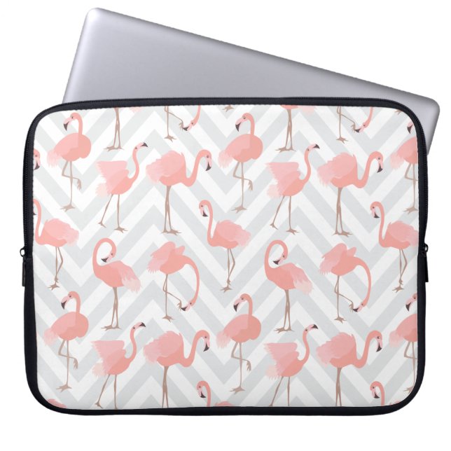 Trendy Pink Flamingos und Chevrons Muster Laptopschutzhülle (Vorderseite)