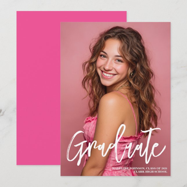 Trendy Pink Photo 2026 Graduation Announcement (Vorne/Hinten)