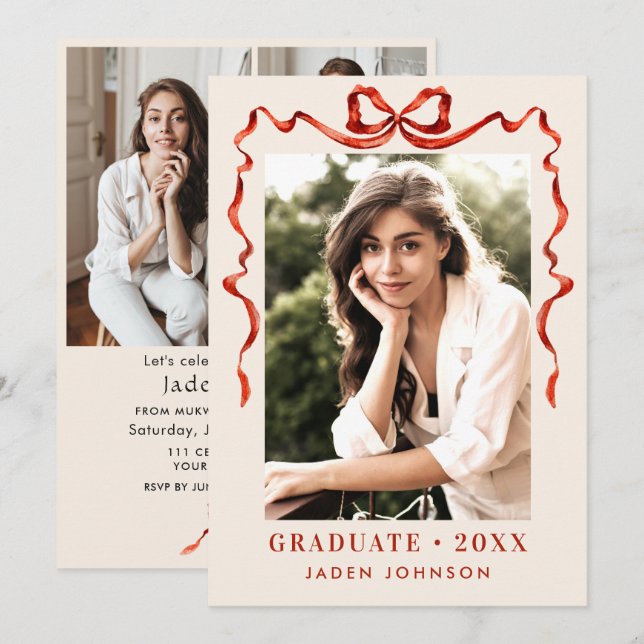 Trendy Red Bow Ribbon 4 FOTO Graduation Party Einladung (Vorne/Hinten)