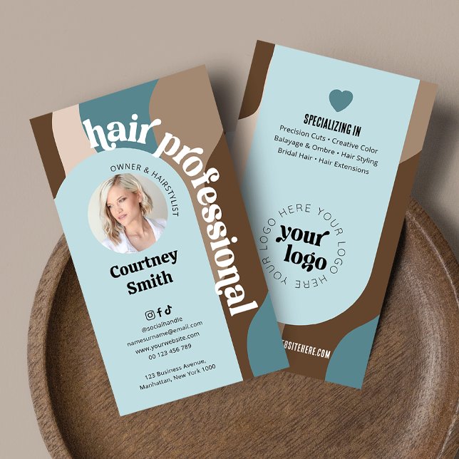 Trendy Retro Blue & Taupe Hair Stylist Salon Foto Visitenkarte (Trendy hair professional business cards with custom photo and retro fonts and your logo)