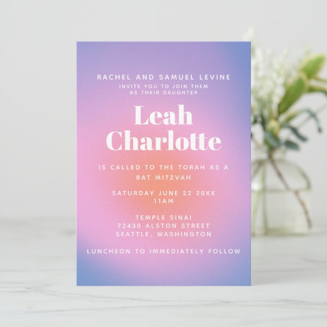 Trendy Retro Gradient Pink und Lila Bat Mitzvah Einladung (Stehend Vorderseite)