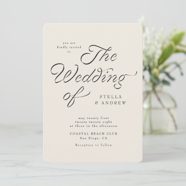Trendy Ribbon Elegant Script Wedding Invitation Einladung (Stehend Vorderseite)