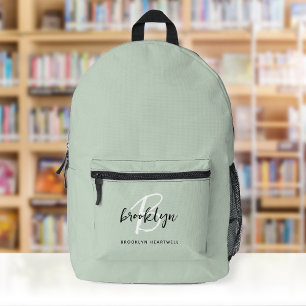 Trendy Sage Green Schwarz-weiß Monogram Name Bedruckter Rucksack