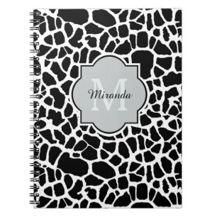 Trendy Schwarz-weiß Giraffe Drucken Sie Mit Monogr Notizblock