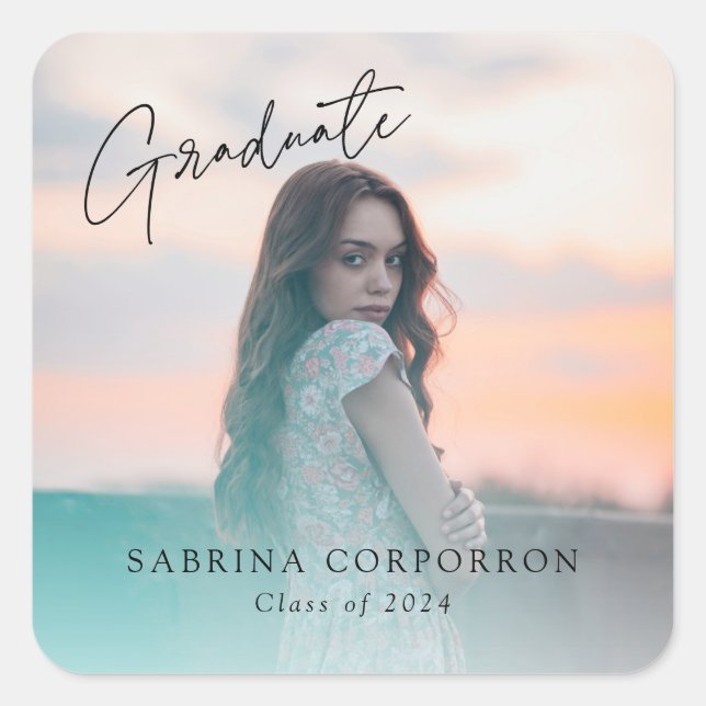 Trendy Script Graduate Sticker (Vorderseite)