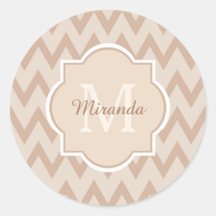 Trendy Tan Brown Zickzack Zigzag Name und Monogram Runder Aufkleber