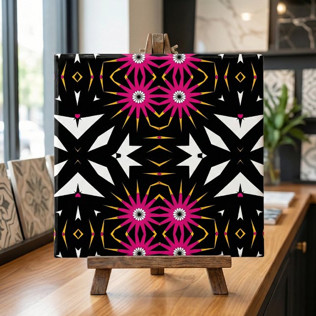 Trendy Tribal Abstrakt Black & Pink Geometric Fliese (Von Creator hochgeladen)