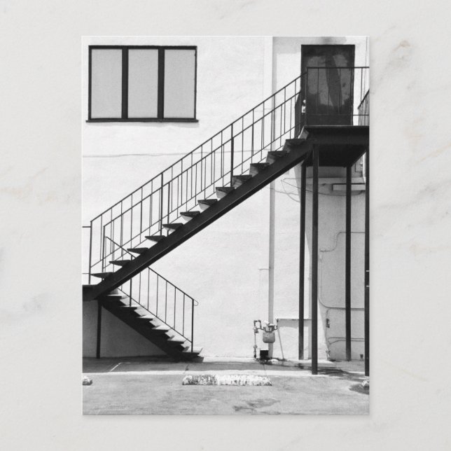 Treppe in Schwarz und Weiß Postkarte (Vorderseite)