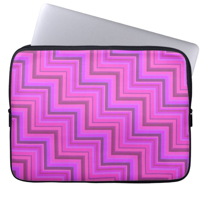 Treppenmuster aus rosa Streifen Laptopschutzhülle (Vorderseite)