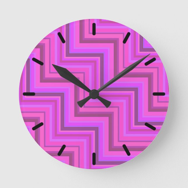Treppenmuster aus rosa Streifen Runde Wanduhr (Vorderseite)