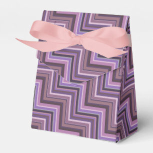 Treppenmuster Geschenkschachtel