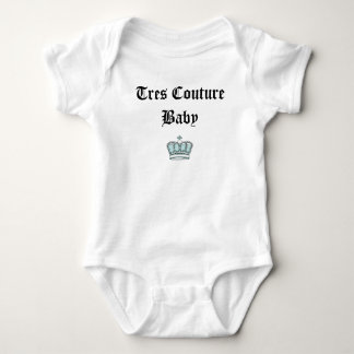Tres Couturen Baby Strampler
