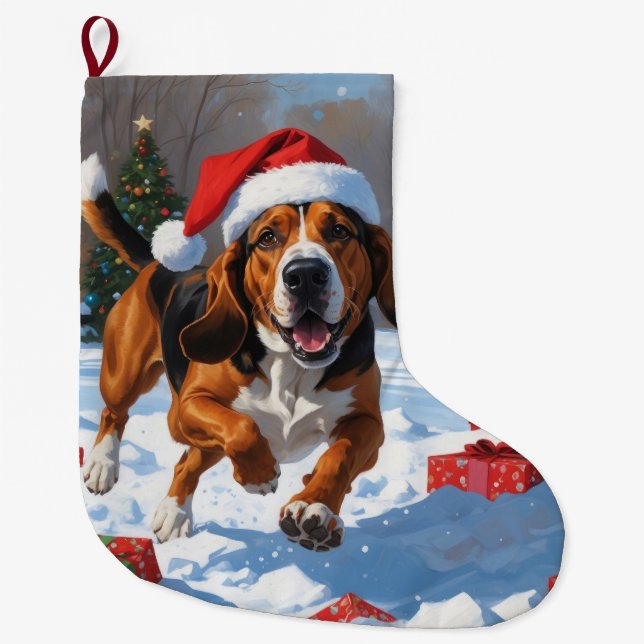 Treten Walker Coonhound Schnee mit Weihnachtshut Großer Weihnachtsstrumpf (Vorderseite)