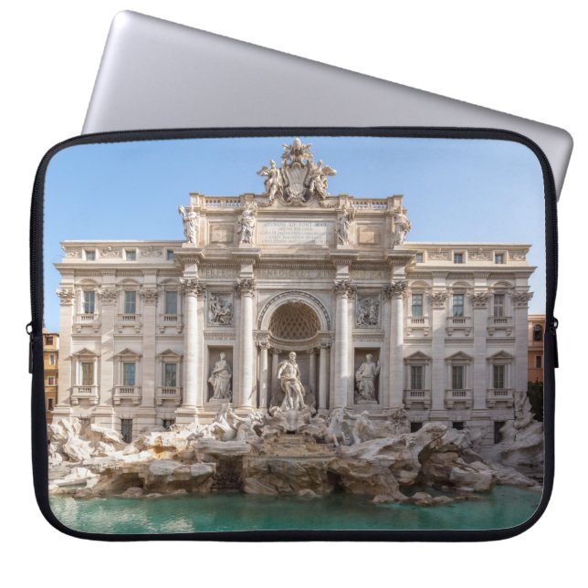 Trevi-Brunnen am frühen Morgen - Rom, Italien Laptopschutzhülle (Vorderseite)