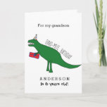 Trex Dinosaur Birthday Grandson Karte<br><div class="desc">Eine trex Dinosaurier Geburtstagskarte für Enkel,  die Sie leicht mit seinem Namen und Alter personalisieren können. In der trex Geburtstagskarte steht: "Rawr! Es ist dein Geburtstag! Der größte Geburtstag wünscht einem Dino-Milben." Sie können auch die Geburtstagsbotschaft auch innen personalisieren. Auf der Rückseite der Dinosaurierkarte heißt es Happy Birthday 2018.</div>