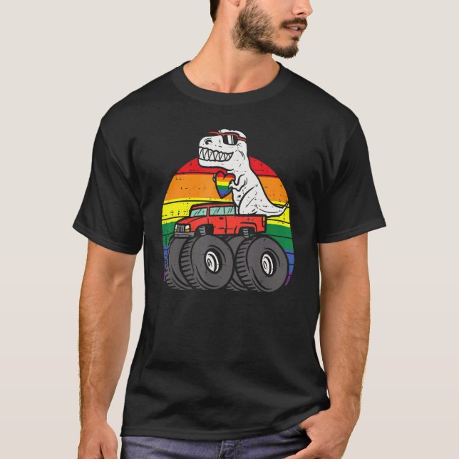 Trex Monster Truck Rainbow Gay Sunset Retro Lgbtq T-Shirt (Vorderseite)