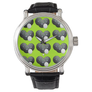 Triad of Precision: Rasenbowls Trio-Jack auf Limon Armbanduhr