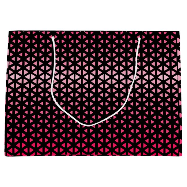 Triangle.Pattern.shade.pink.02 Black BG Große Geschenktüte (Vorderseite)