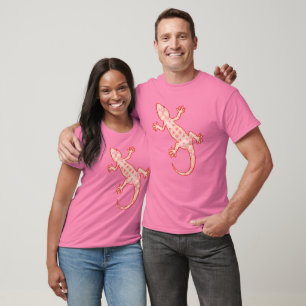 Tribal Batik Gecko - Korallenrosa und -creme T-Shirt
