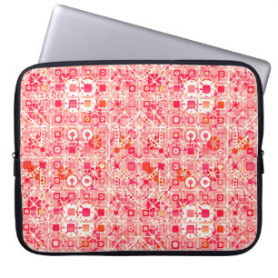 Tribal Batik - Korallenrosa, Korallenorange und -c Laptopschutzhülle