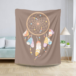 Tribal Boho Dreamcatcher über Brown Sherpadecke