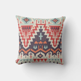 Tribal Elegance: Geometrisches Ethnic Print Kissen