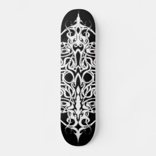 Tribal Empire Tattoo Schwarz und Weiß Skateboard