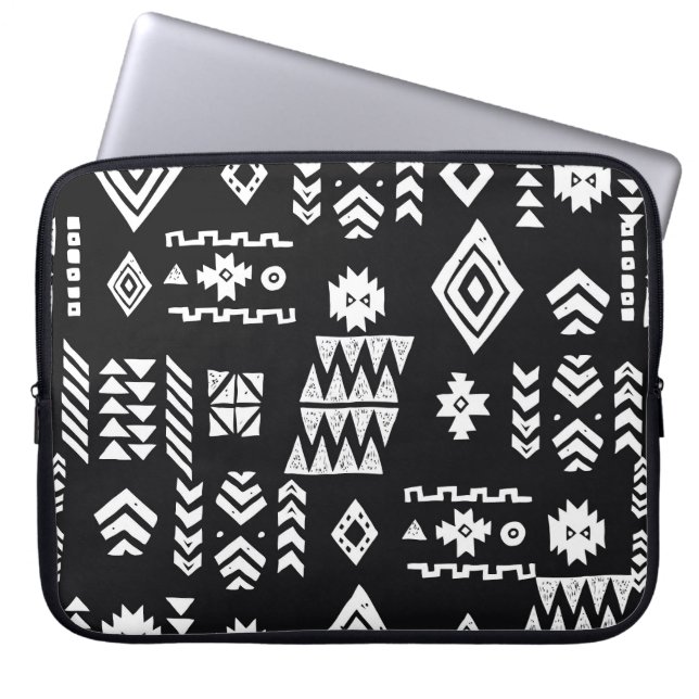 Tribal geometrisch: Stilvoller nahtloser Hintergru Laptopschutzhülle (Vorderseite)